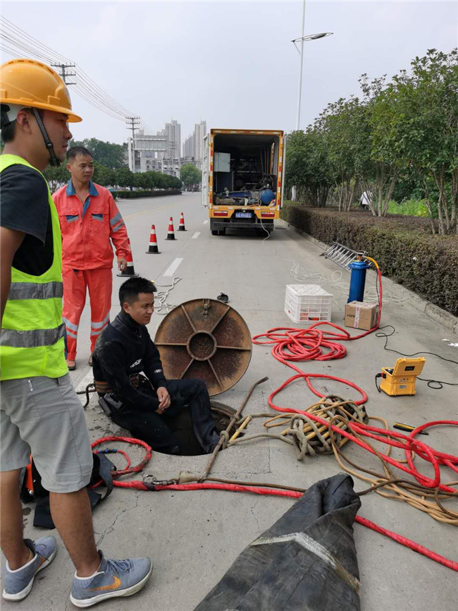 南郊翻衬法管道修复技术主要工序