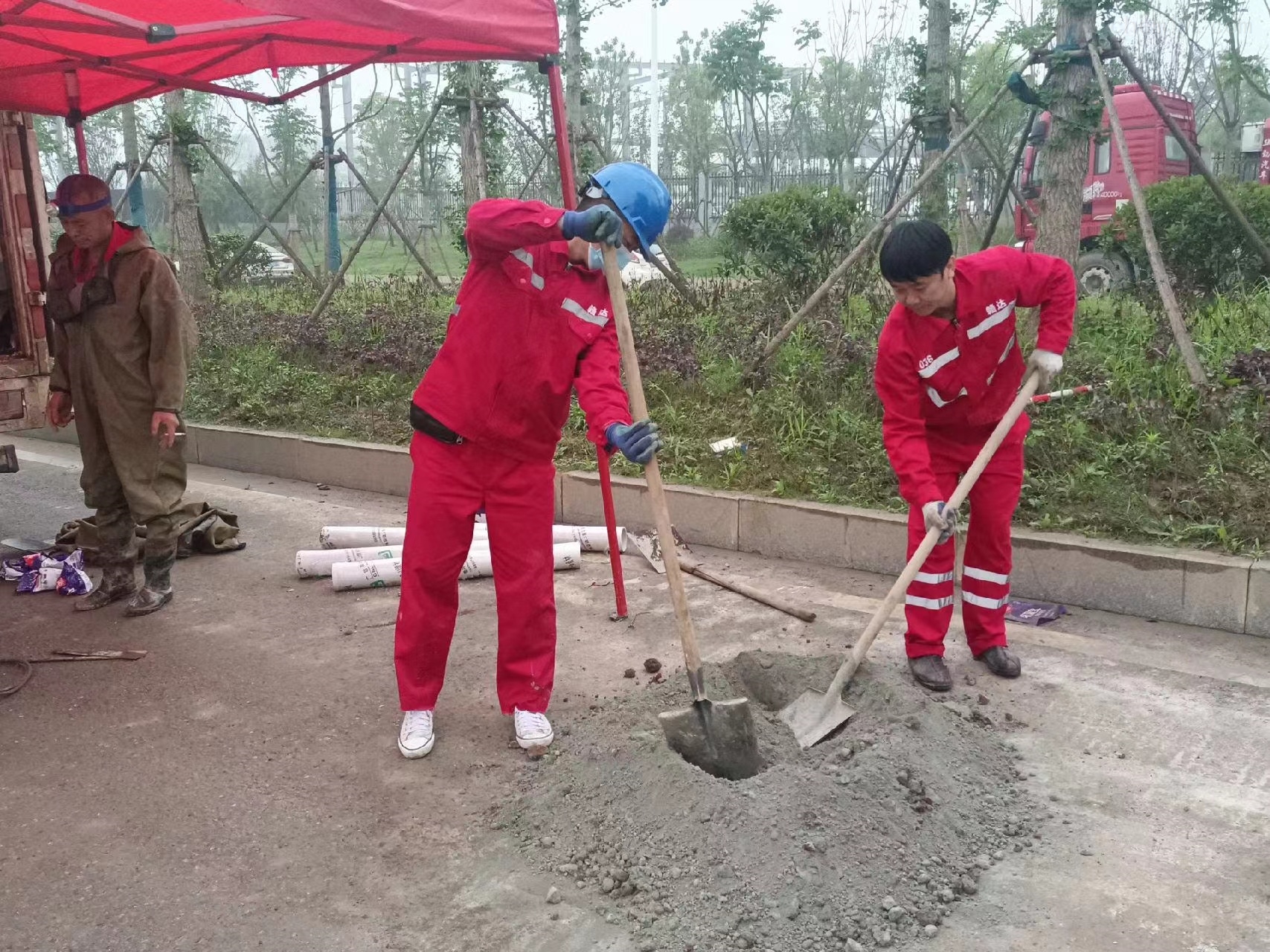 南郊管道疏通哪家好】及时进行市政管道清淤